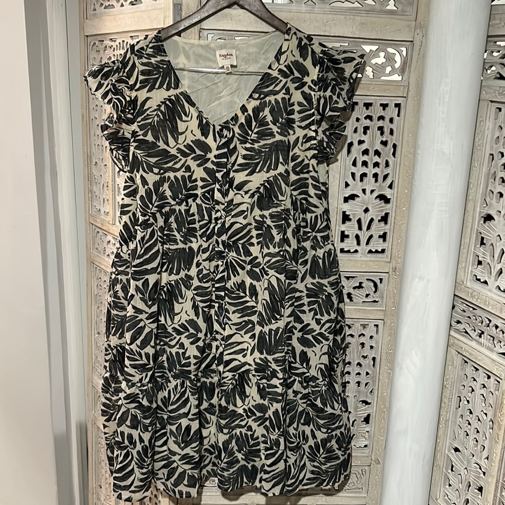 Beautiful blue leaf dress
